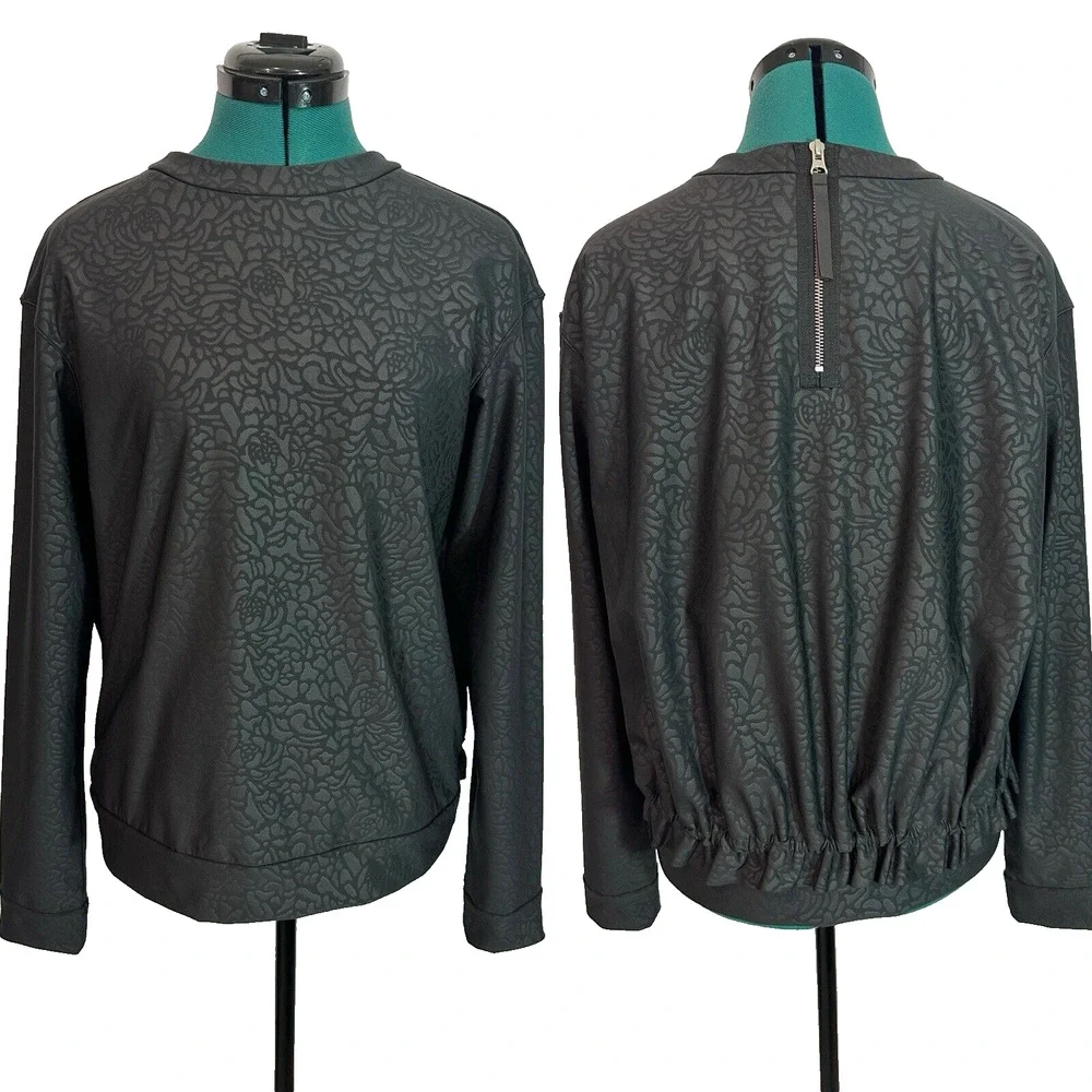 LULULEMON Departure Top Pullover Size 8 Black‎ Long Sleeve Petal Camo Embossed